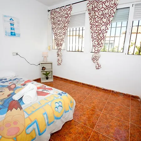 Cost Vacation House With Pool Appartamento